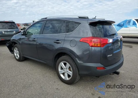 2014 Toyota Rav4 Xle z USA, uszkodzony, nr VIN JTMRFREV2ED084420